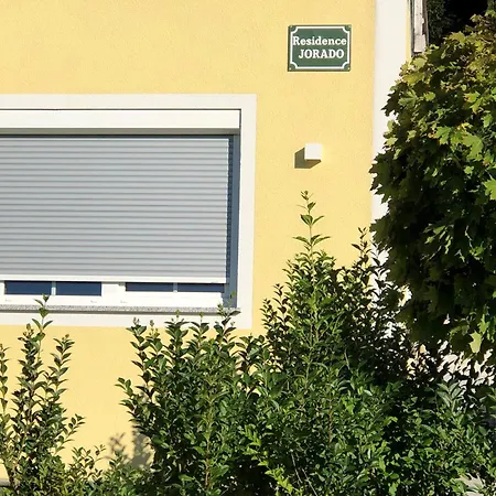 Residence Jorado Manning Exterior photo